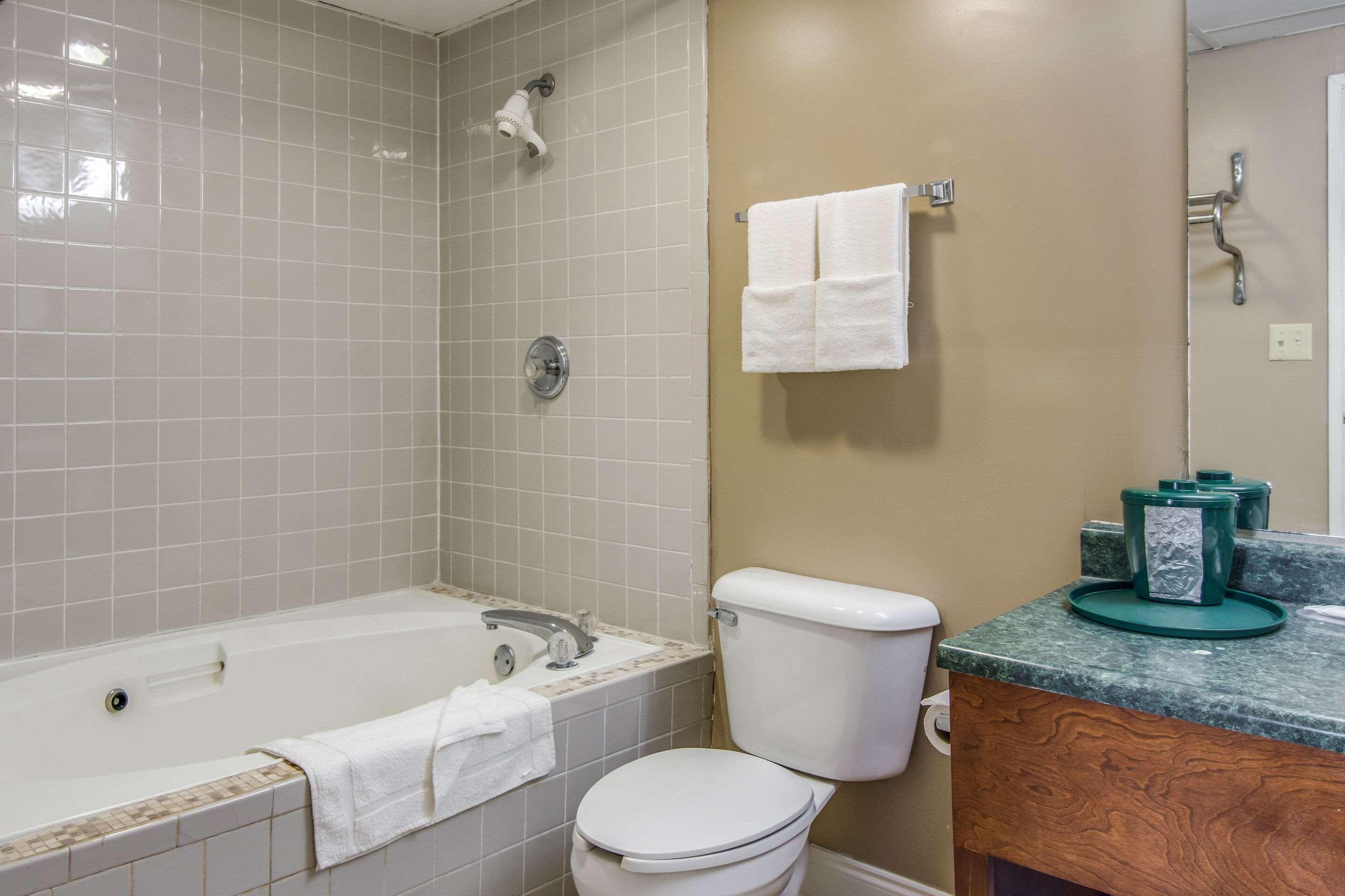 Rodeway Inn & Suites Dublin Dış mekan fotoğraf