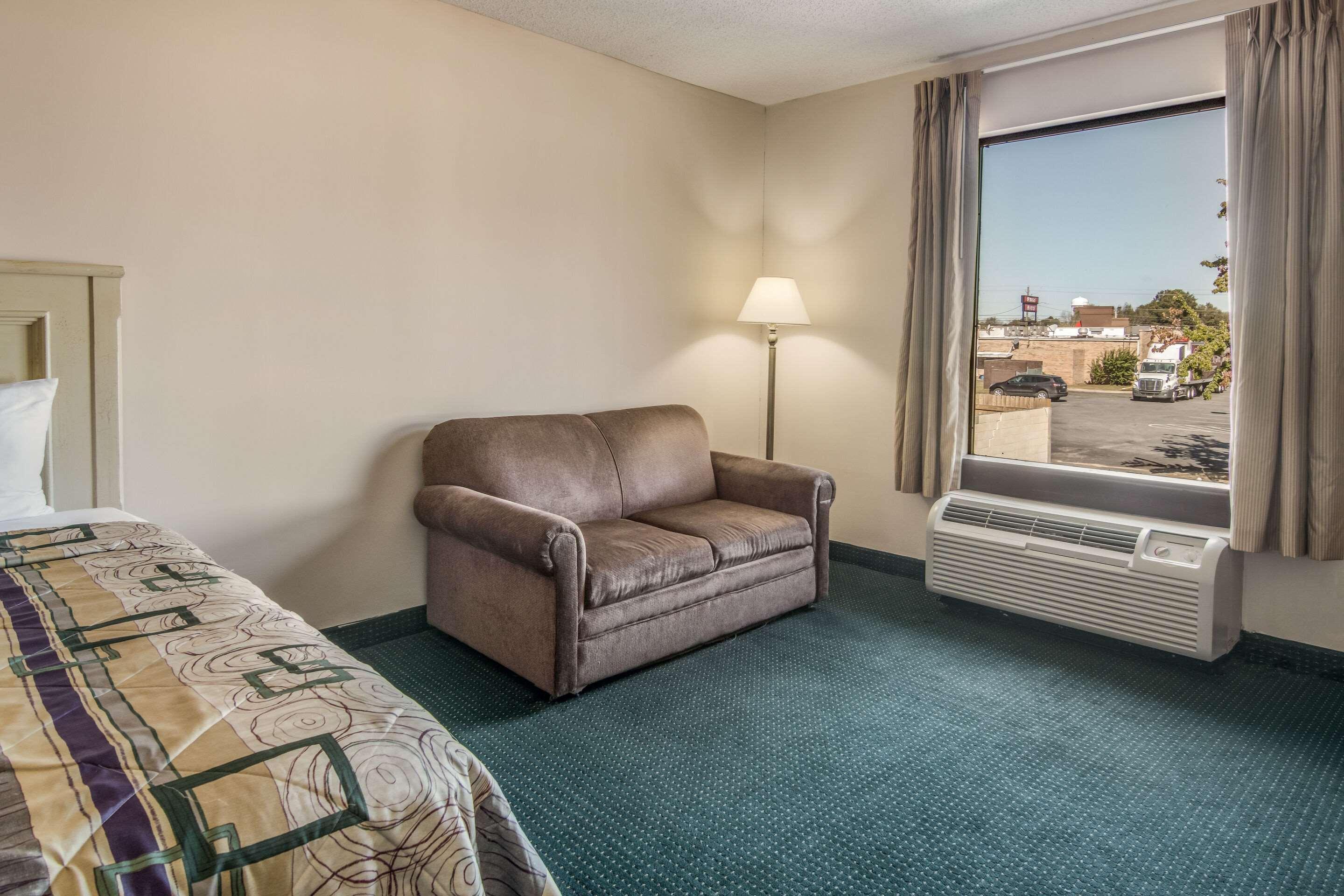 Rodeway Inn & Suites Dublin Dış mekan fotoğraf