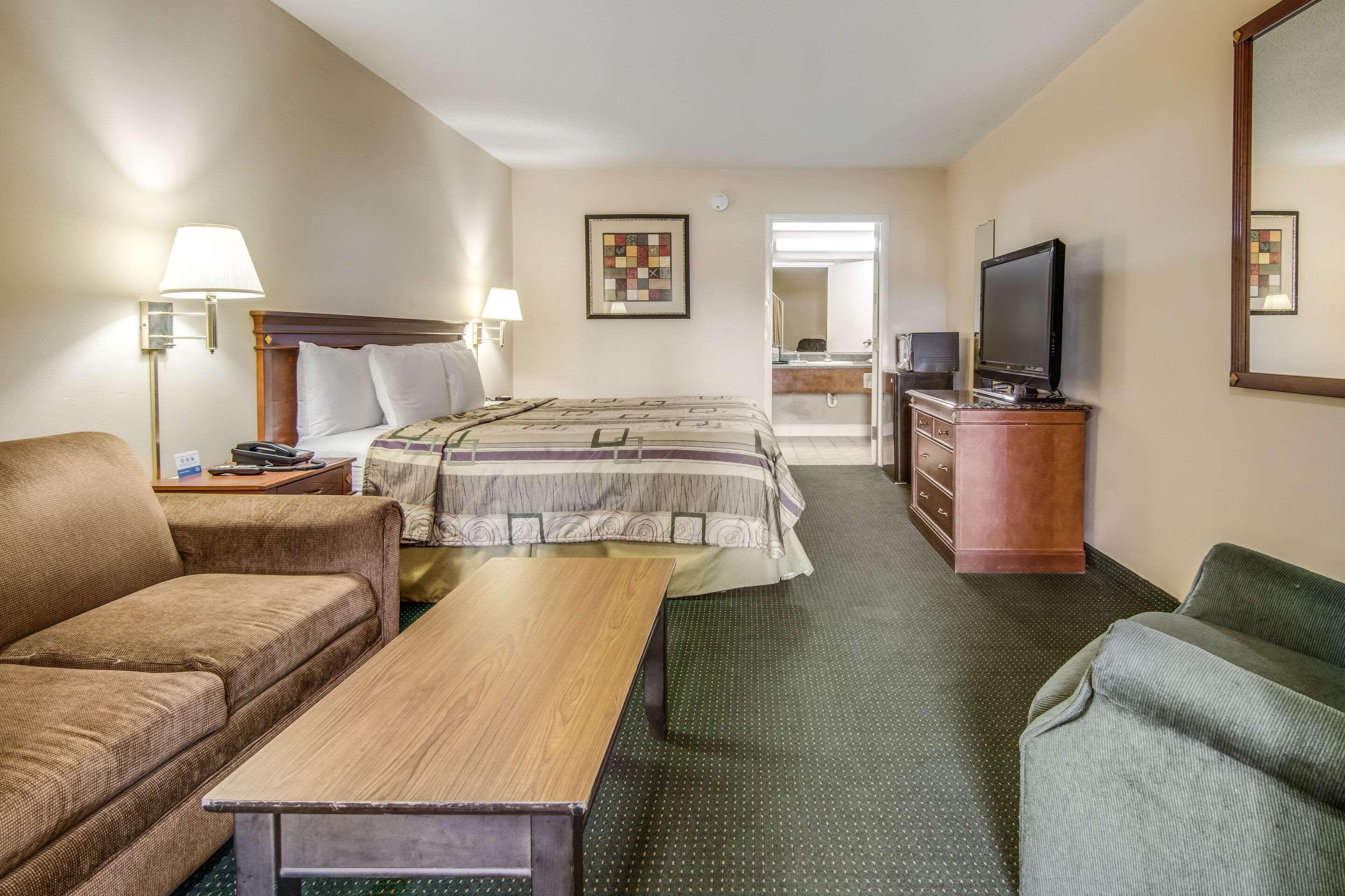 Rodeway Inn & Suites Dublin Dış mekan fotoğraf