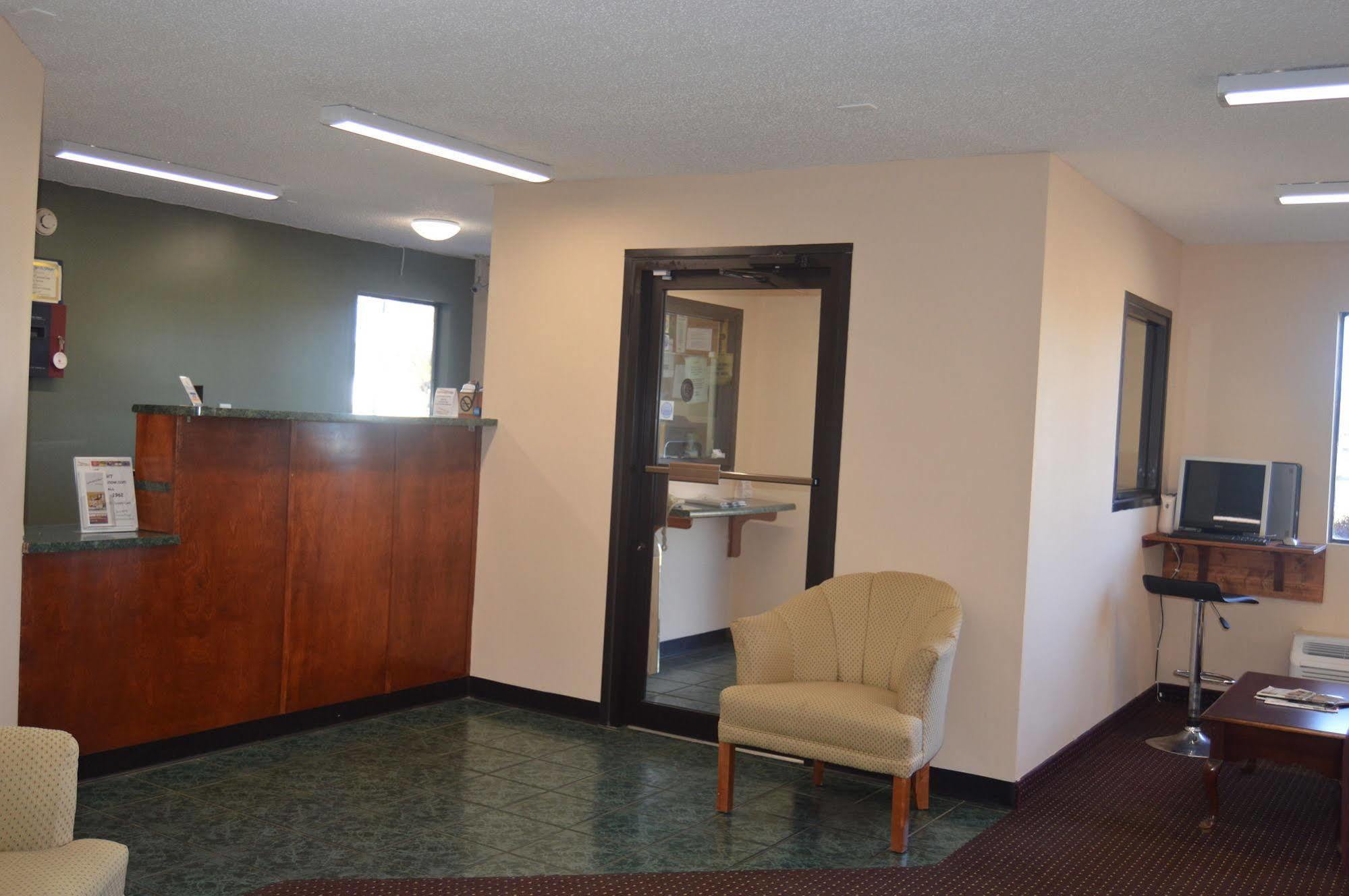 Rodeway Inn & Suites Dublin Dış mekan fotoğraf