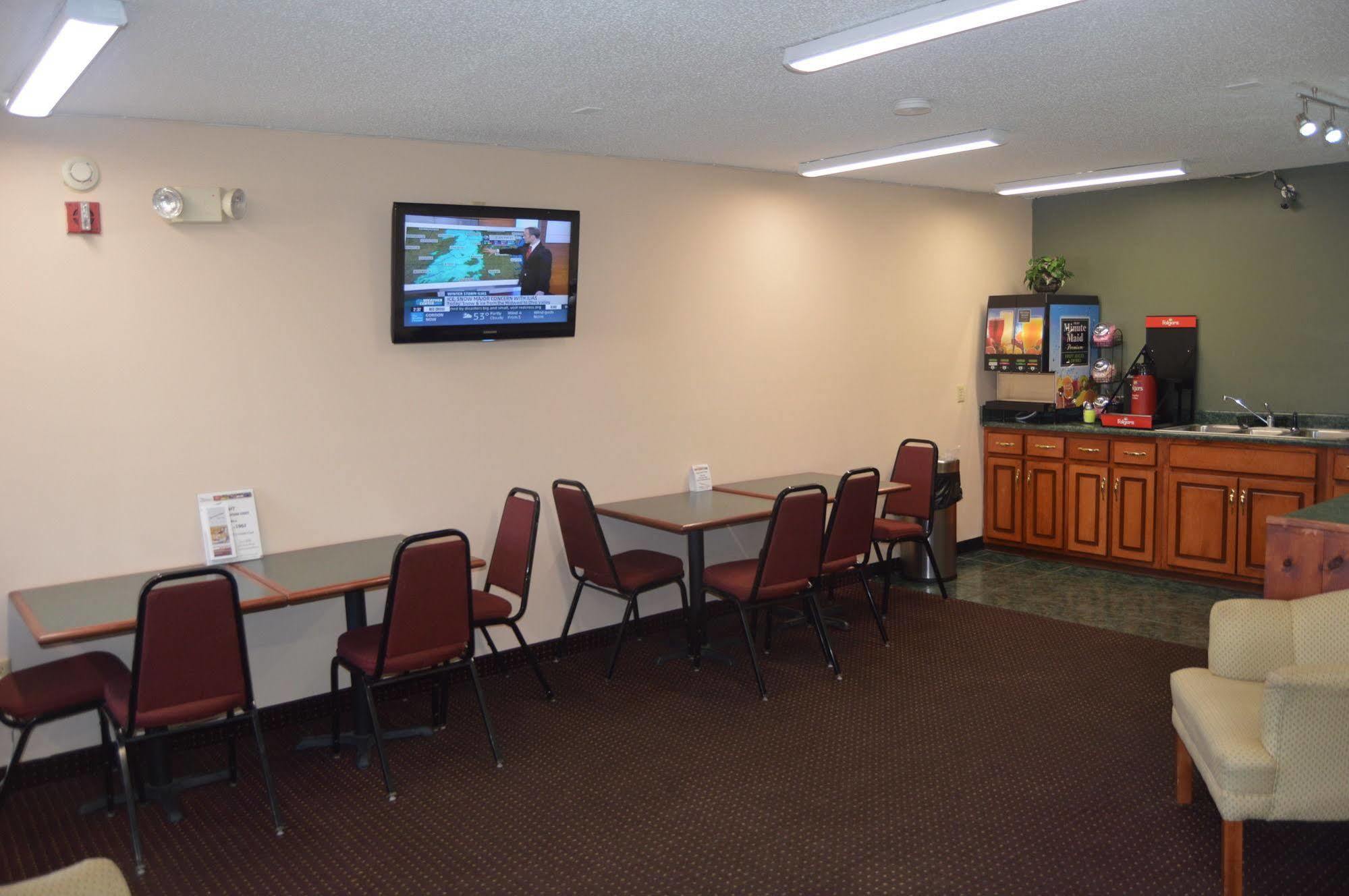 Rodeway Inn & Suites Dublin Dış mekan fotoğraf