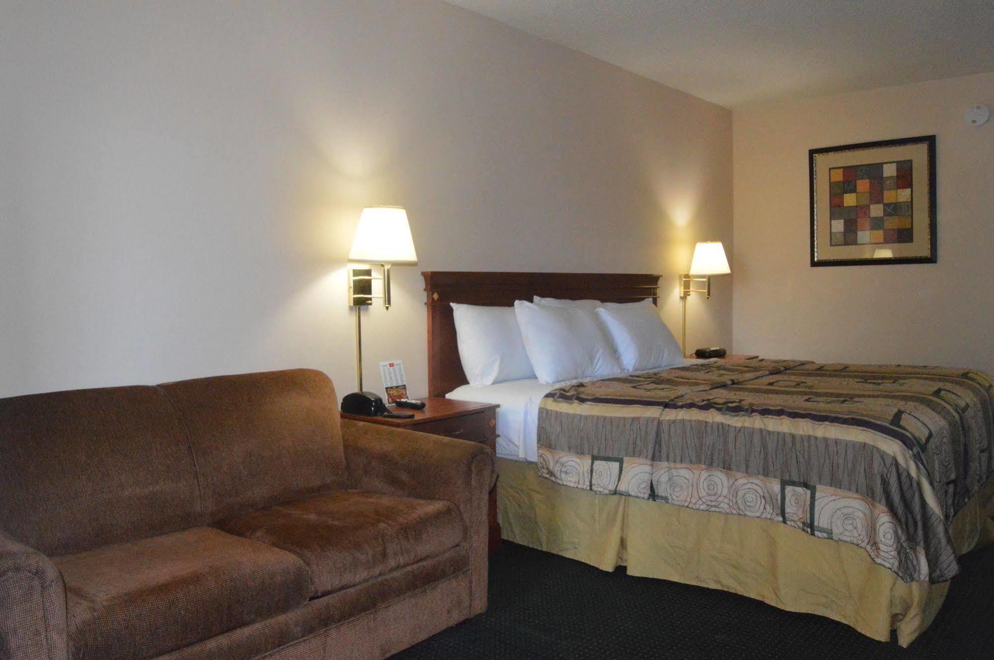 Rodeway Inn & Suites Dublin Dış mekan fotoğraf